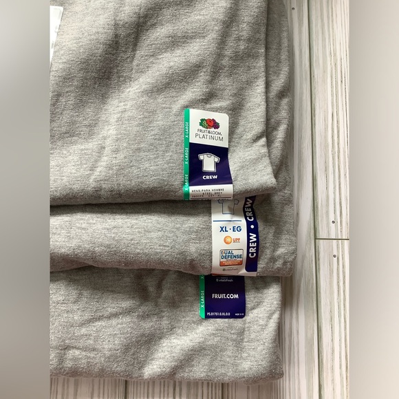 NWT!  Men’s Cotton T-shirt No Pocket Short Sleeve Steel Gray  (XL) - Picture 3 of 6